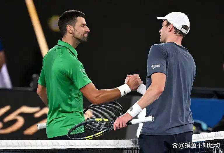 九游娱乐-费德勒赛事官方发布赛况扑朔迷离新规，雄鹿争议不断！的简单介绍