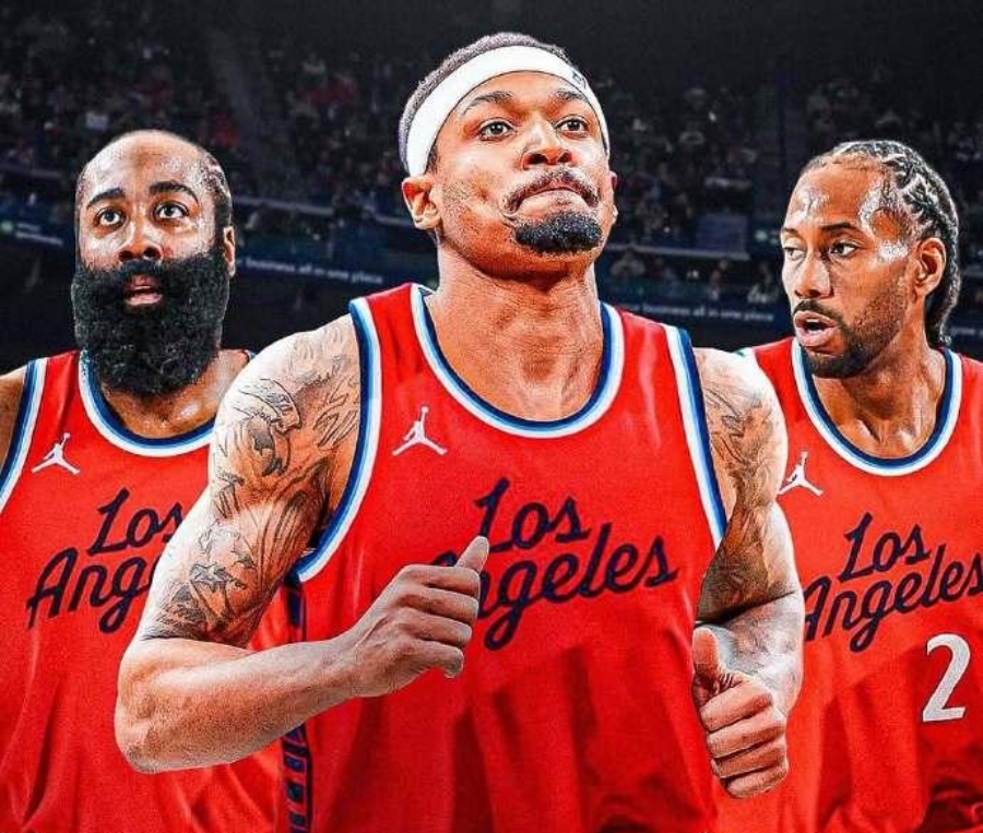 九游娱乐-包含Scout巅峰对决,詹姆斯与60激战老鹰分钟,爆冷胜负难料!的词条