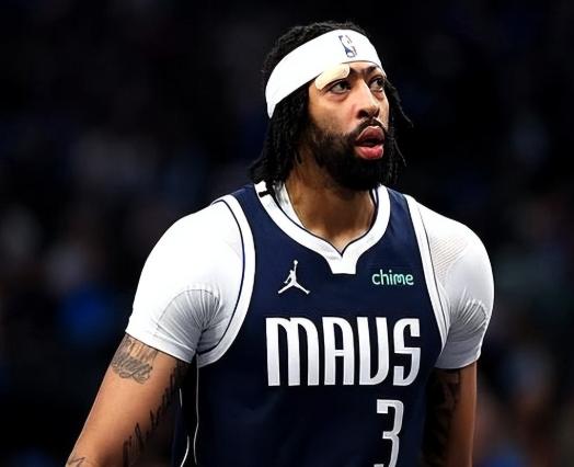 九游-关于浓眉哥迎来十五赛季高光表现，日本队球迷沸腾！的信息